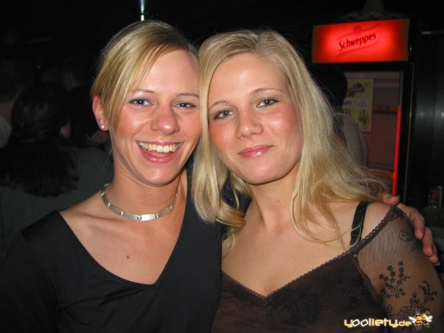 2003-03-15 inkognito