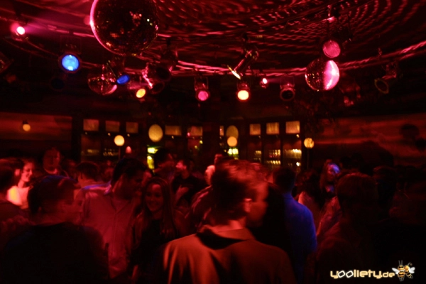 04.04.2003 – MEC Hannover – Bild 1