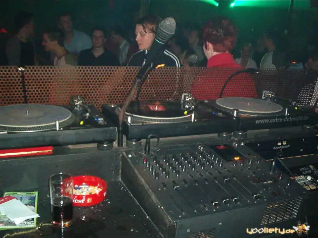 09.05.2003 – Extra – Bild 34