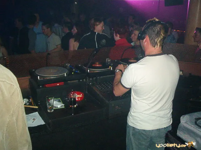 09.05.2003 – Extra – Bild 30