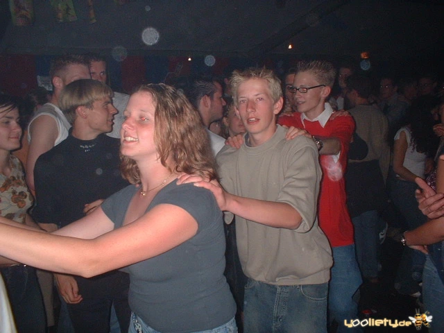 14.06.2003 – Sportplatz Hartum – Bild 44