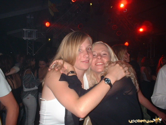 14.06.2003 – Sportplatz Hartum – Bild 48