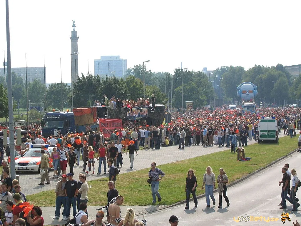 23.08.2003 – Schallkraft Truck Hannover – Bild 19